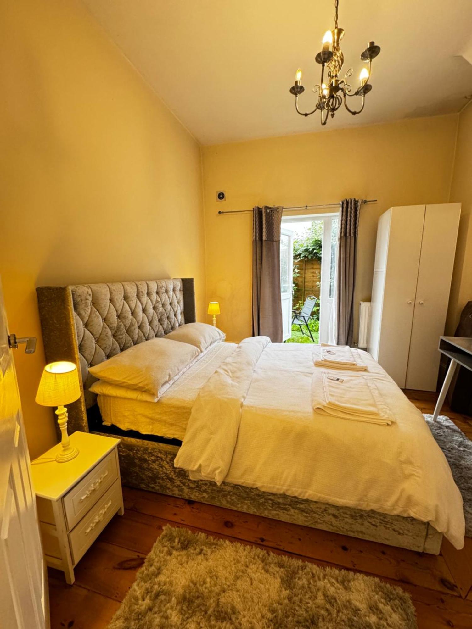 Entire 1Bed Stratford Westfield Apartment London Exterior photo